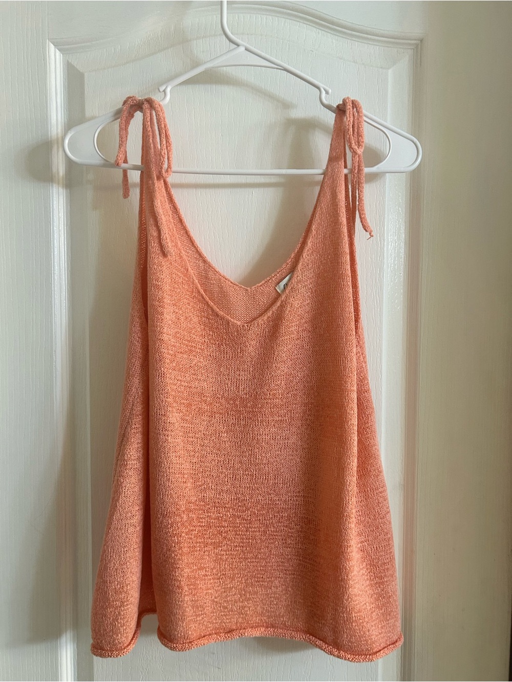 She + Sky Peach Tie-Shoulder Knit Tank - size large